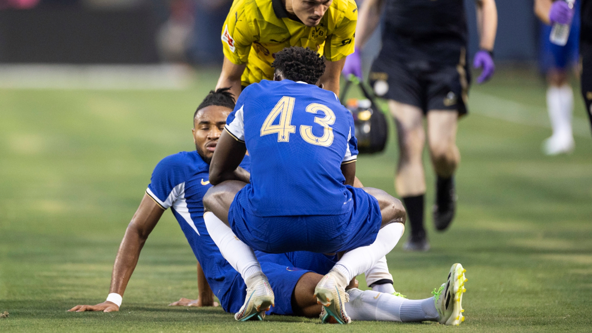 Chelsea’s new boy Nkunku to miss months after knee surgery