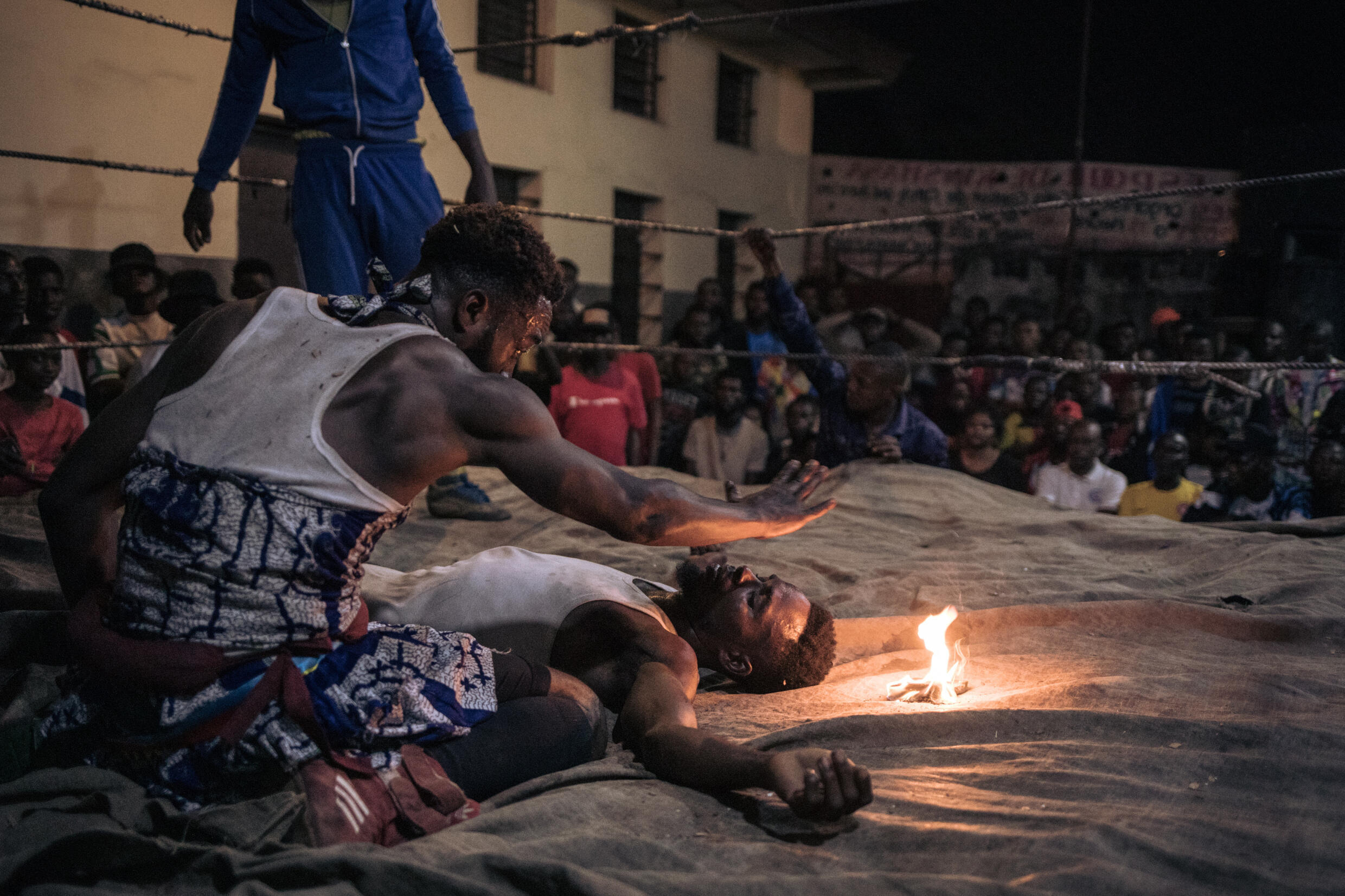 DR Congo’s ‘voodoo wrestling’ provides spellbinding fun