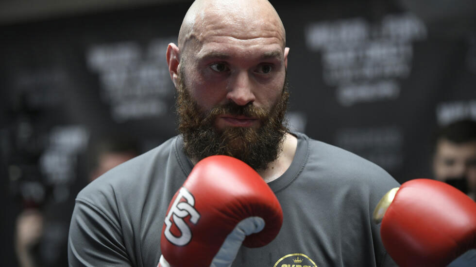 Highly anticipated Fury vs Usyk clash rescheduled