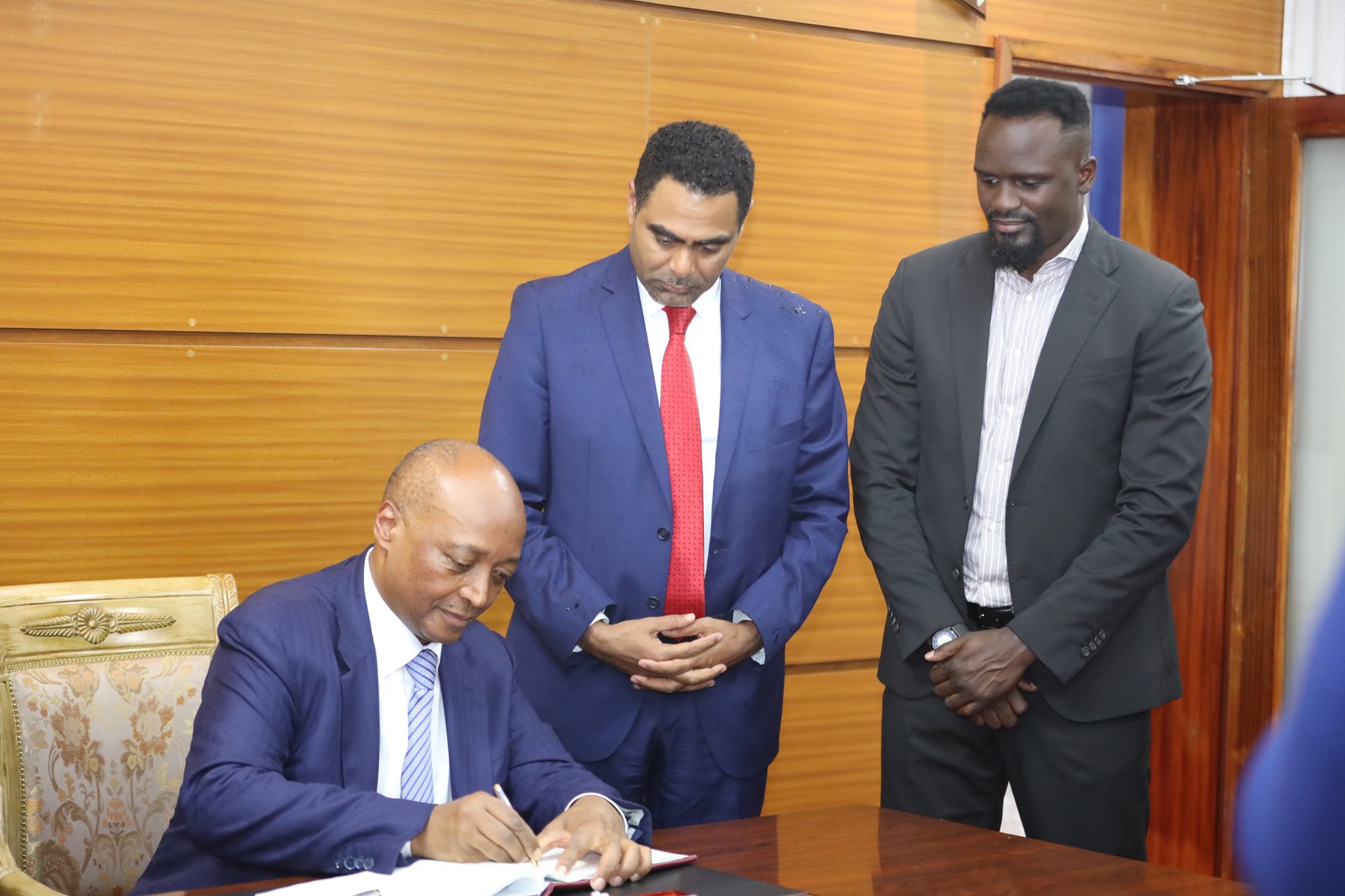 Ruto on FKF’s Hussein, Mariga: If They Ever Mess Up Report Them To Me